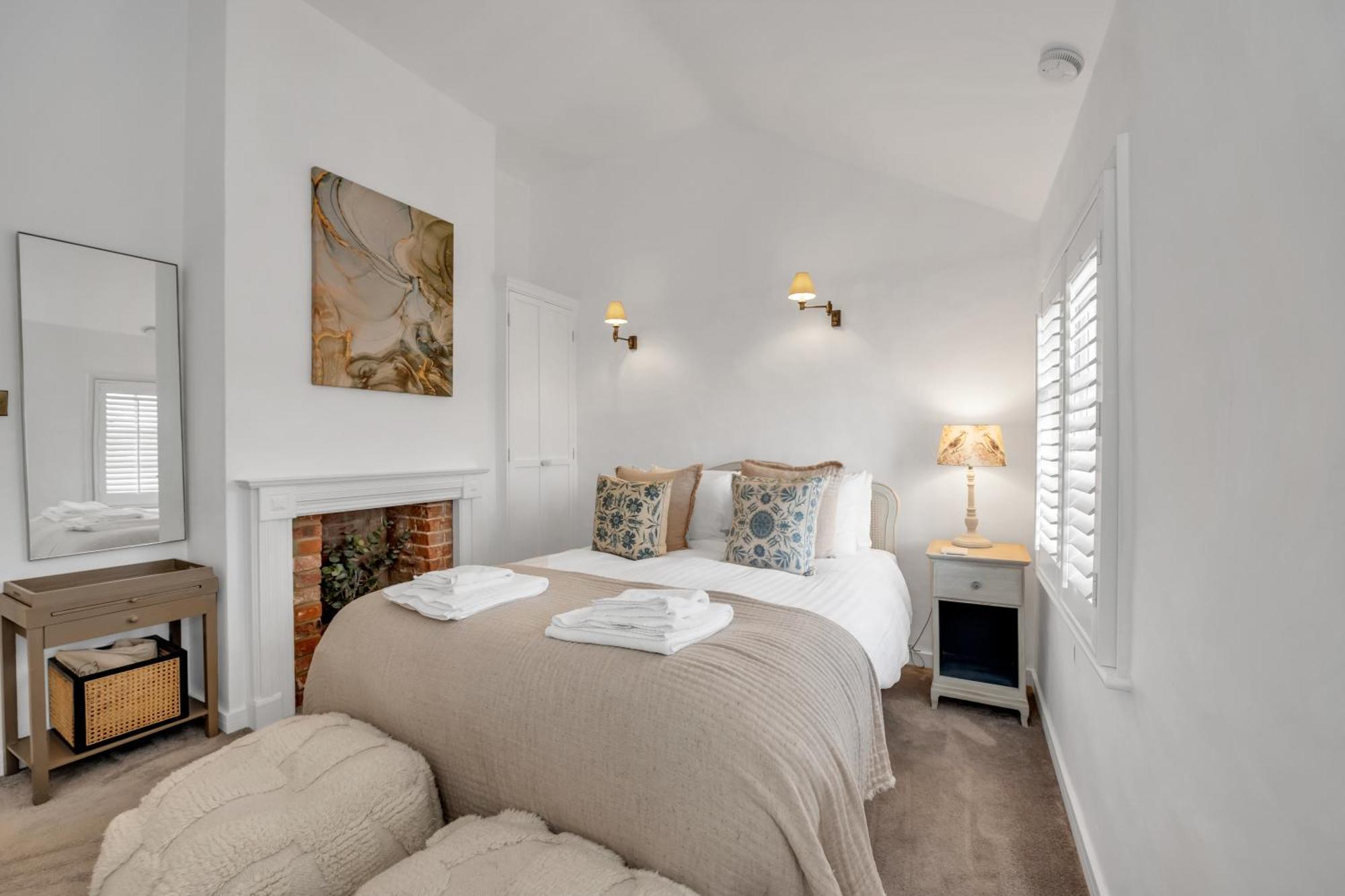 Charming Church Walk, Long Melford - 2 Bedroom Property With Parking Luaran gambar
